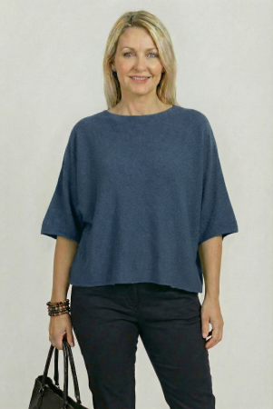 Pulovere - Pulover versatil cu maneca fluture din vascoza, bleumarin