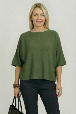 Pulovere - Pulover versatil cu maneca fluture din vascoza, kaki