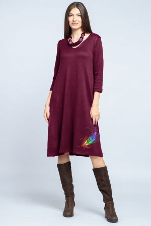 Rochii masuri mari - Rochie `A line` midi, din jerseu moale cu imprimeu pana, visinie