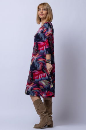 Rochie `A line` midi, imprimeu predominant in nuante de bleumarin-rosu, din vascoza [2]