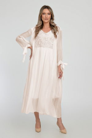 Rochie bej lunga, din matase si vascoza cu platca din dantela pe fata si pe spate [1]