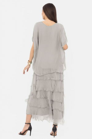 Rochie gri deschis din matase si vascoza cu  volane franjurate suprapuse [2]