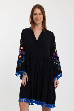 Rochie brodata scurta neagra, cu franjuri albastri [3]