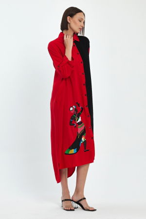 Rochie camasa oversize rosu-negru cu broderie silueta fata africana, din vascoza [2]