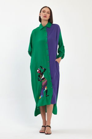 Rochie camasa oversize verde-mov cu broderie silueta fata africana, din vascoza [1]