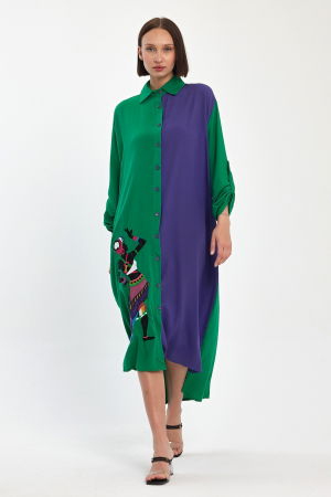 Rochie camasa oversize verde-mov cu broderie silueta fata africana, din vascoza [7]