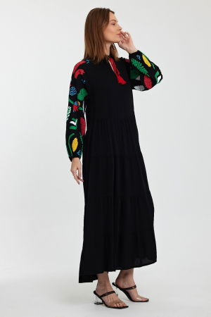 Rochie neagra cu imprimeu cauciucat cu papagali si maneci bufante, din vascoz [5]