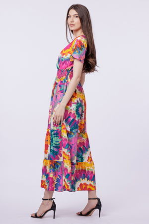 Rochie cu talia evidentiata si bust petrecut, imprimeu floral predominant fucsia [1]