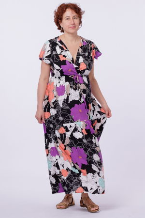 Rochie cu bust petrecut si imprimeu floral pe fond negru [1]