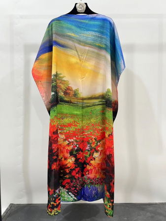 Rochii de Plajă tip Poncho - Rochie de plaja lunga tip poncho din matase cu pictura impresionista camp cu flori cu aspect de panza