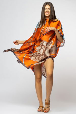 Rochie de plaja tip poncho din matase cu imprimeu abstract pe fond portocaliu [1]