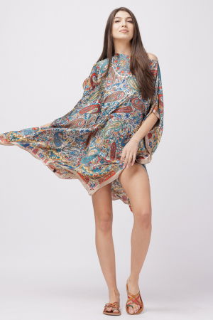 Rochie de plaja tip poncho din matase cu imprimeu paisley pe fond bej [1]