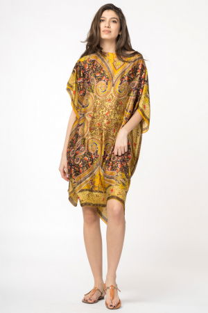 Rochie de plaja tip poncho din matase cu motive orientale pe fond galben auriu [2]