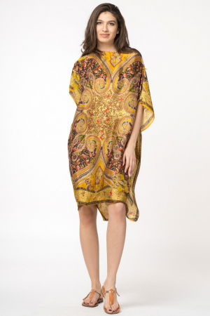 Rochii de Plajă tip Poncho - Rochie de plaja tip poncho din matase cu motive orientale pe fond galben auriu