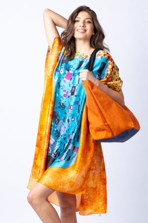 Rochie de plaja tip poncho din matase cu stilizare "Sarutul" turcoaz pe fond portocaliu [1]