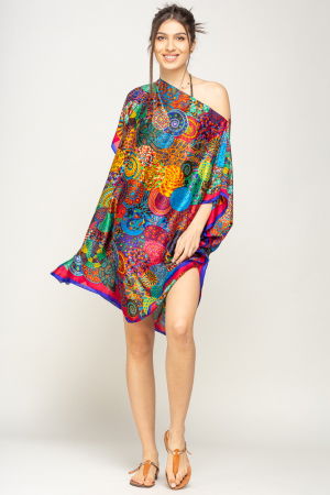 Rochii de Plajă tip Poncho - Rochie de plaja tip poncho din matase imprimat cu mandale multicolore cu albastru si bordo pe margine