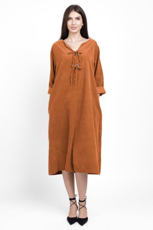 Rochii Casual - Rochie din catifea reiata, cu nasturi mari de lemn pe piept, caramizie