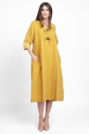 Rochii Casual - Rochie din catifea reiata, cu nasturi mari de lemn pe piept, galben mustar