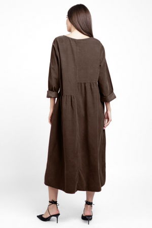 Rochie din catifea reiata, cu taieturi asimetrice si floare aplicata, maro [2]