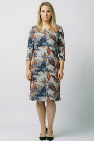 Rochii Plus Size - Rochie dreapta, fundal gri si imprimeu frunze, din vascoza