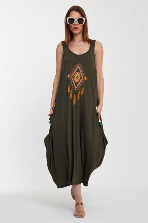 PLAJĂ SI VACANȚĂ - Rochie kaki fara maneci, cu broderie, din tricot de vascoza