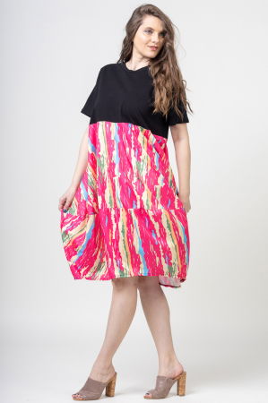 Rochii Casual - Rochie lalea cu bust negru si imprimeu predominant fucsia