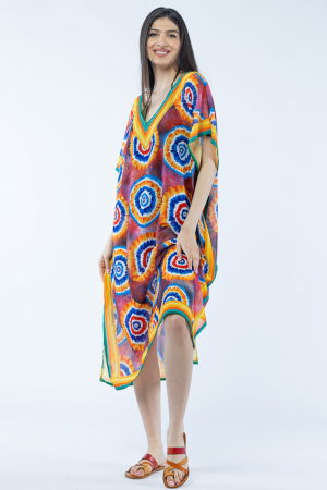 Îmbrăcăminte - Rochie lunga de plaja tip poncho cu imprimeu circular cu rosu si albastru