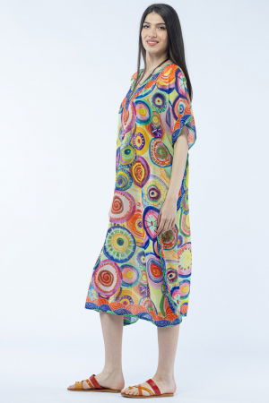 Rochie lunga de plaja tip poncho cu imprimeu mandale multicolore [1]