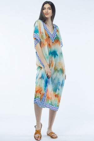 Îmbrăcăminte - Rochie lunga de plaja tip poncho cu motive florale acuarela