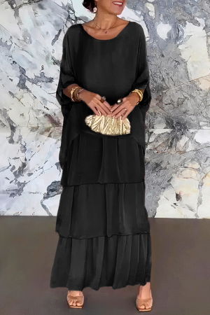 Rochii - Rochie lunga suprapusa din matase si vascoza, cu trei volane mari si maneca cazuta, neagra