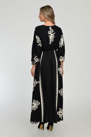 Rochie lunga, neagra, cu elastic in talie si imprimeu decoativ alb, din vascoza [12]