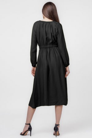 Rochie lunga neagra, cu boboci, stransa in talie, din vascoza [2]