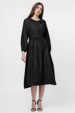 Rochii Casual - Rochie lunga neagra, cu boboci, stransa in talie, din vascoza