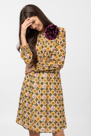 Rochie midi cu imprimeu floral galben sofran-verde olive [1]