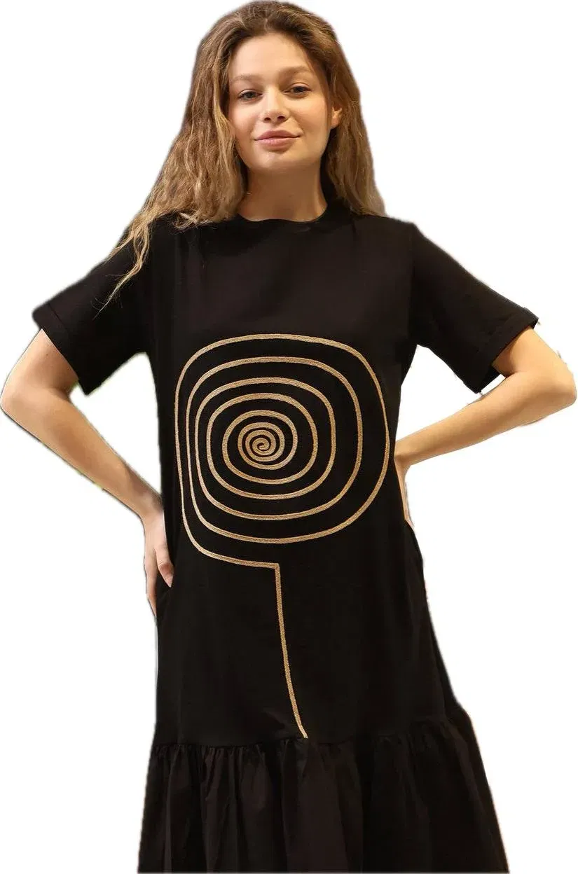 Rochie neagra din jerseu cu aplicatie aurie Lollipop si volan de poplin de bumbac, cu maneca scurta [2]