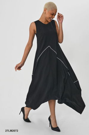 Rochie neagra in colturi cu detaliu alb [3]