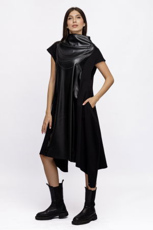 Rochii din Jerseu - Rochie neagra in colturi din jerseu de bumbac punto milano, cu insertie de piele ecologica