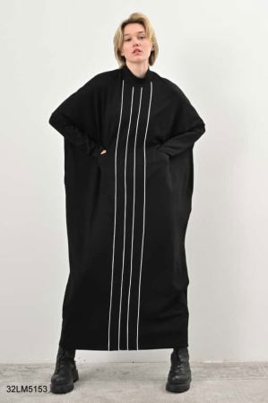 Rochii Casual - Rochie lunga neagra oversized cu linii verticale – croiala moderna, stil minimalist