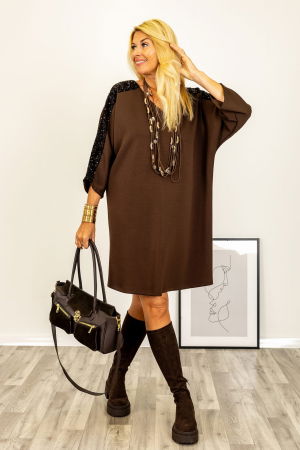 Rochie maro scurta cu paiete pe maneci si funda din tafta la spate [3]