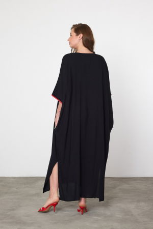 Rochie oversize neagra cu broderie inima rosie [3]