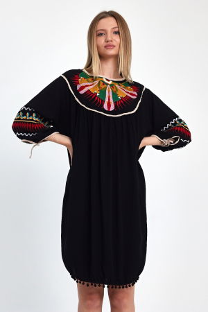 Rochie oversize, neagra, midi, brodata pe piept si maneci [4]