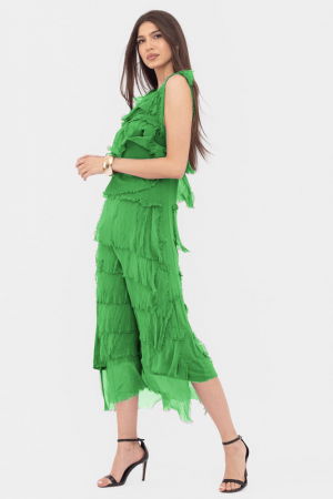 Rochie verde din matase si vascoza cu  volane franjurate suprapuse, fara maneci [1]