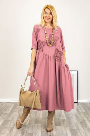 Rochii Casual - Rochie roz prafuit cu taietura oblica si broderie, din poplin si jerseu, oversize