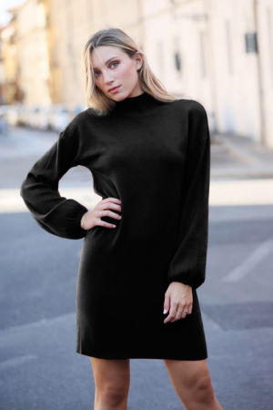 Rochii Tricotate & Sezon Rece - Rochie scurta tricotata cu maneca bufanta, neagra