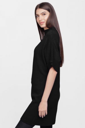 Rochie scurta tricotata, cu maneca scurta si nasture, din vascoza, neagra [1]