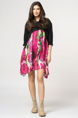 Rochie trendy cu imprimeu chipuri predominant fucsia, din bumbac [1]