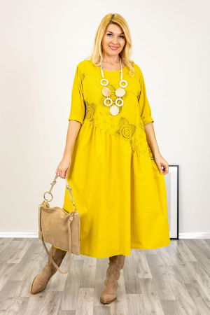 Rochii Casual - Rochie galbena oversize, cu taietura oblica si broderie, din poplin si jerseu