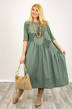 Rochie kaki oversize,  cu taietura oblica si broderie, din poplin si jerseu [1]