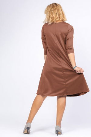 Rochie maro ciocolata `A line` midi, cu decolteu traditional si floare picturala [2]