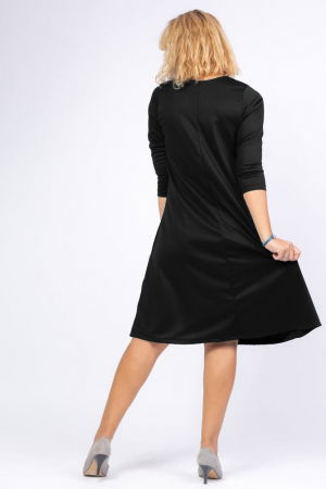 Rochie uni neagra `A line` midi, cu decolteu traditional [2]